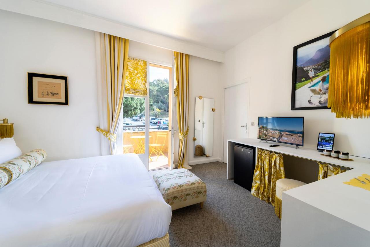 Hotel Le Y 쎙뜨호뻬 외부 사진